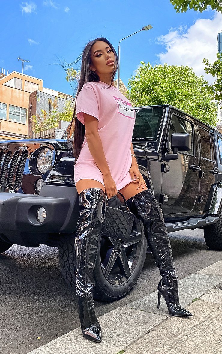 Hello My Name is Bad Bitch! Pink T-Shirt T-Shirt Splashy 
