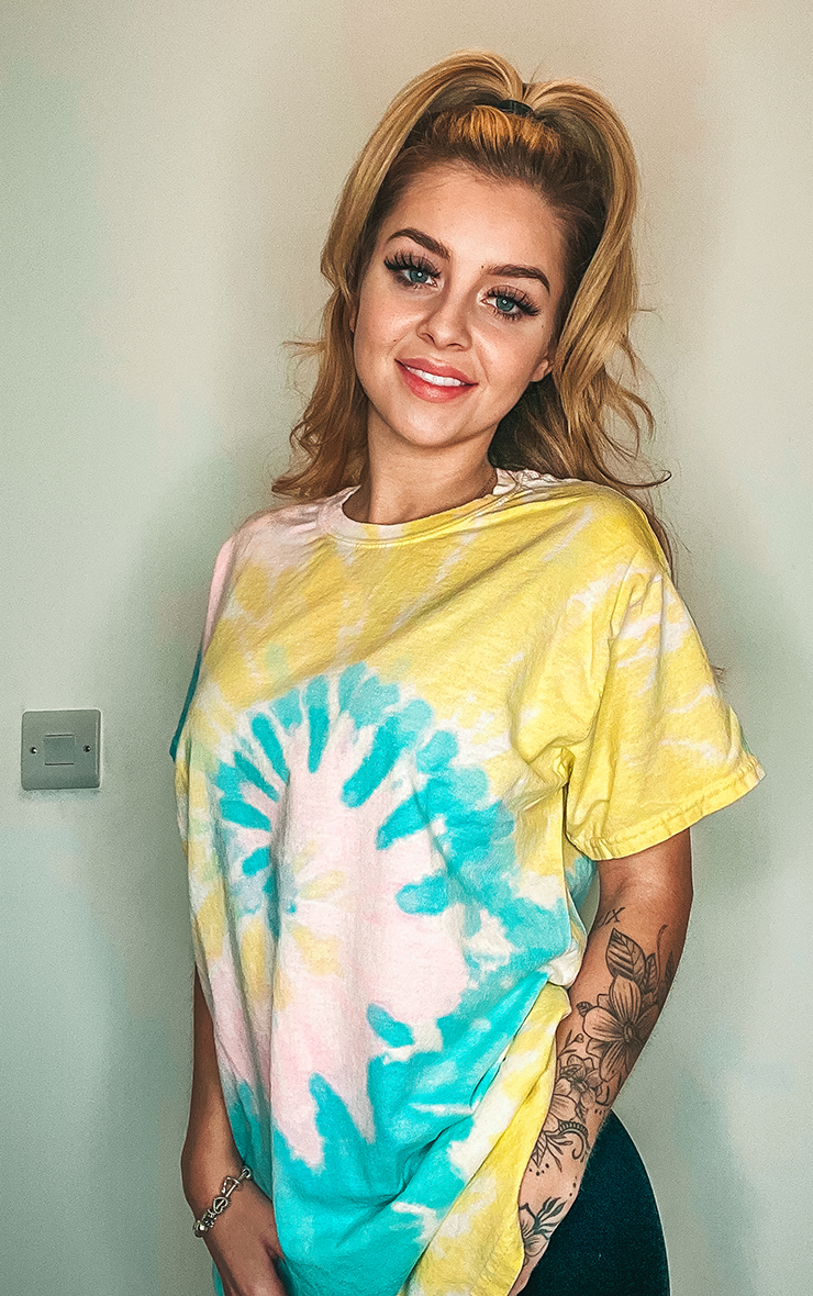 Good Vibes Tie Dye T-Shirt