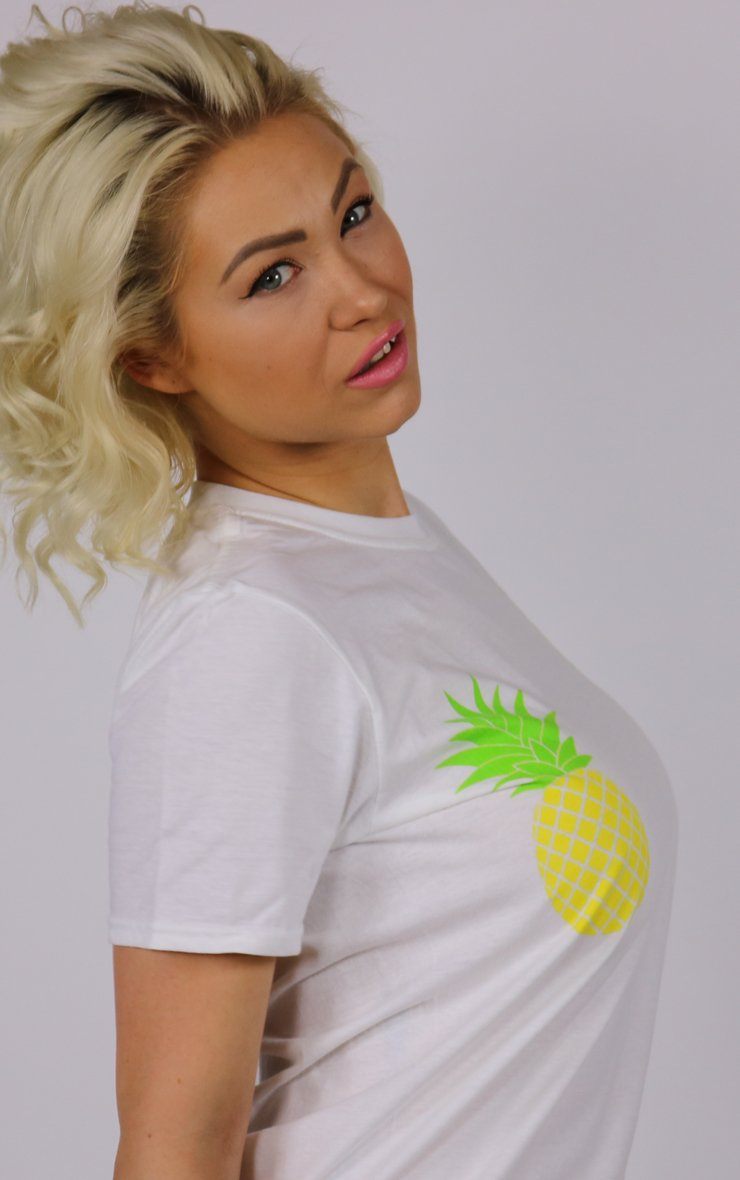 Play With My Pineapples White T-Shirt T-Shirt Splashy 